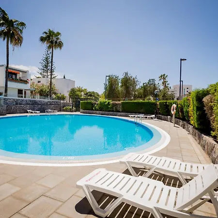 Cerca De La Playa Y Jardin Адехе